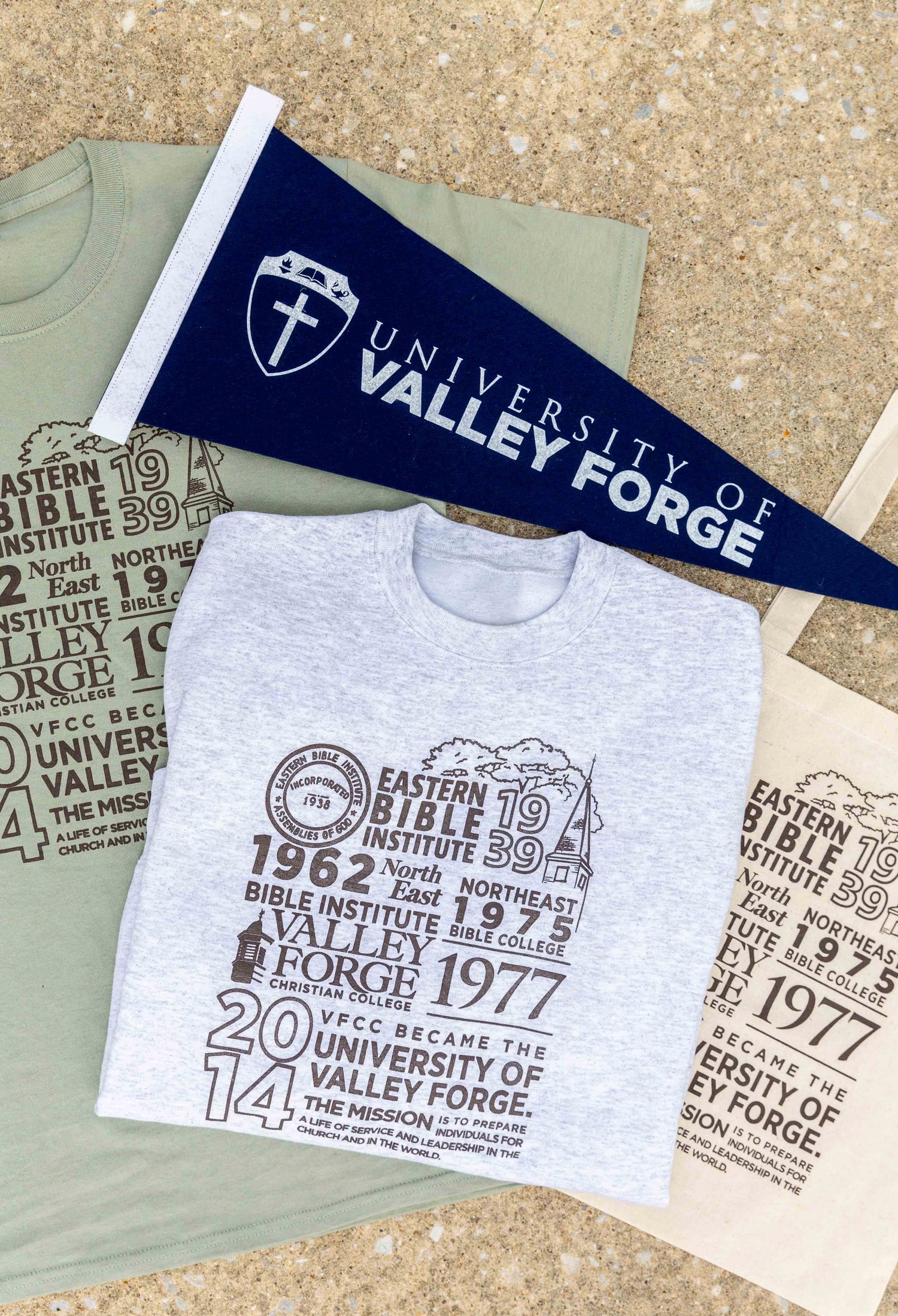 Mariano Rivera T-Shirts – University of Valley Forge Patriot Store